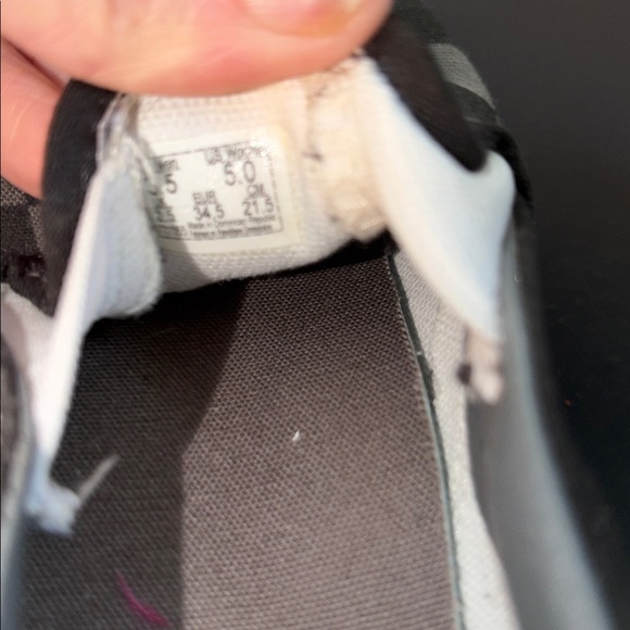 Vans womens Checkerboard Slip-On Sneakers - Black & Gray - Picture 3 of 7